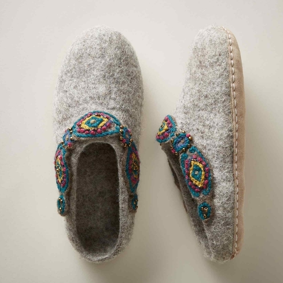 🆕🌿SUNDANCE BOHO WOOL SLIPPERS🌿 - Picture 1 of 8